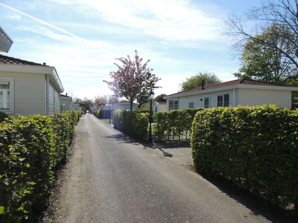 Chalet For 6 People Villa Oostkapelle Exterior photo